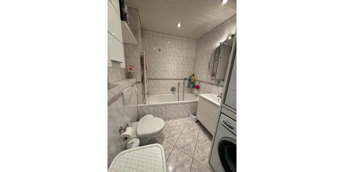 Etagenwohnung Gelsenkirchen Gelsenkirchen-Mitte - 3.5 Zimmer, 100 m&sup2;, 900&euro; | Angebot:25988607