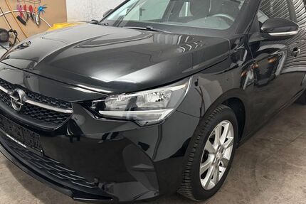 Opel Corsa 45.210 km 10.900 &euro; Essen 45327