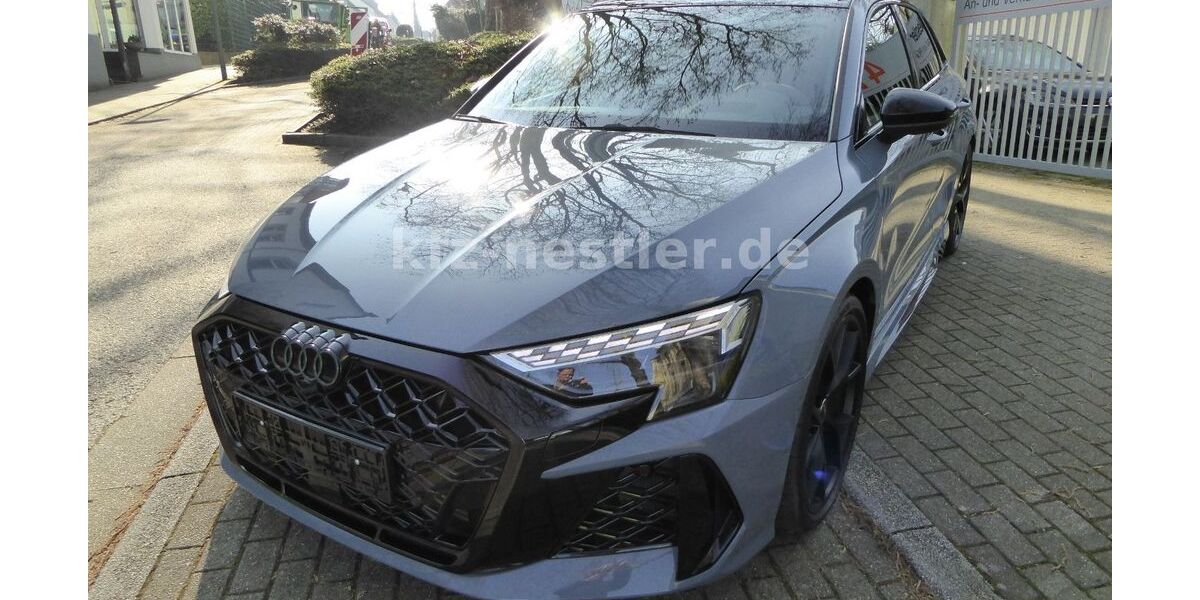 Audi RS3 16.800 km 65.900 &euro; Essen 45134
