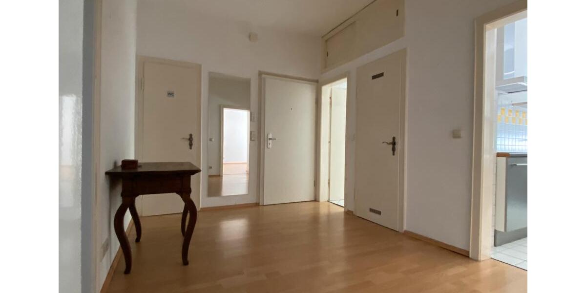 Erdgeschoßwohnung Essen Huttrop - 3 Zimmer, 87 m&sup2;, 315.000&euro; | Angebot:26357751