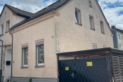 Haus Essen Stadtbezirk VI - 6 Zimmer, 120 m&sup2;, 320.000&euro; | Angebot:26962485