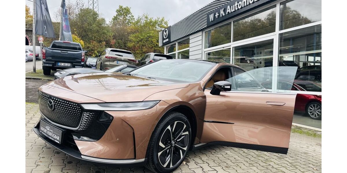 Mazda 6e 2.900 km 37.990 &euro; Kamen 59174