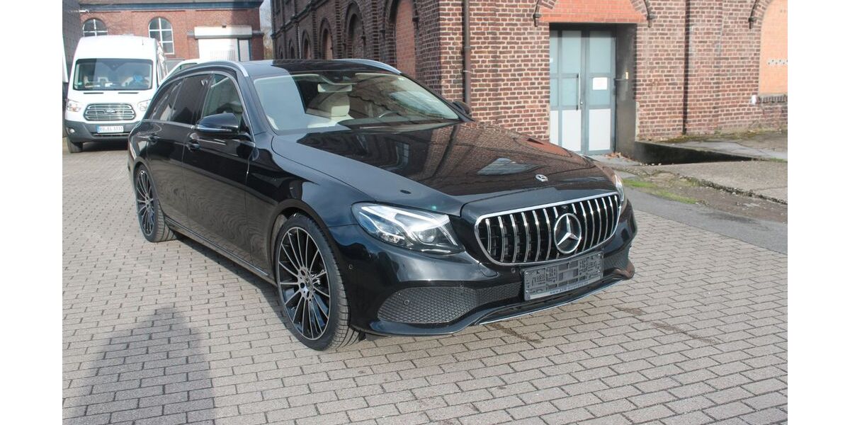 Mercedes-Benz E 200 95.333 km 26.980 &euro; Bochum 44867