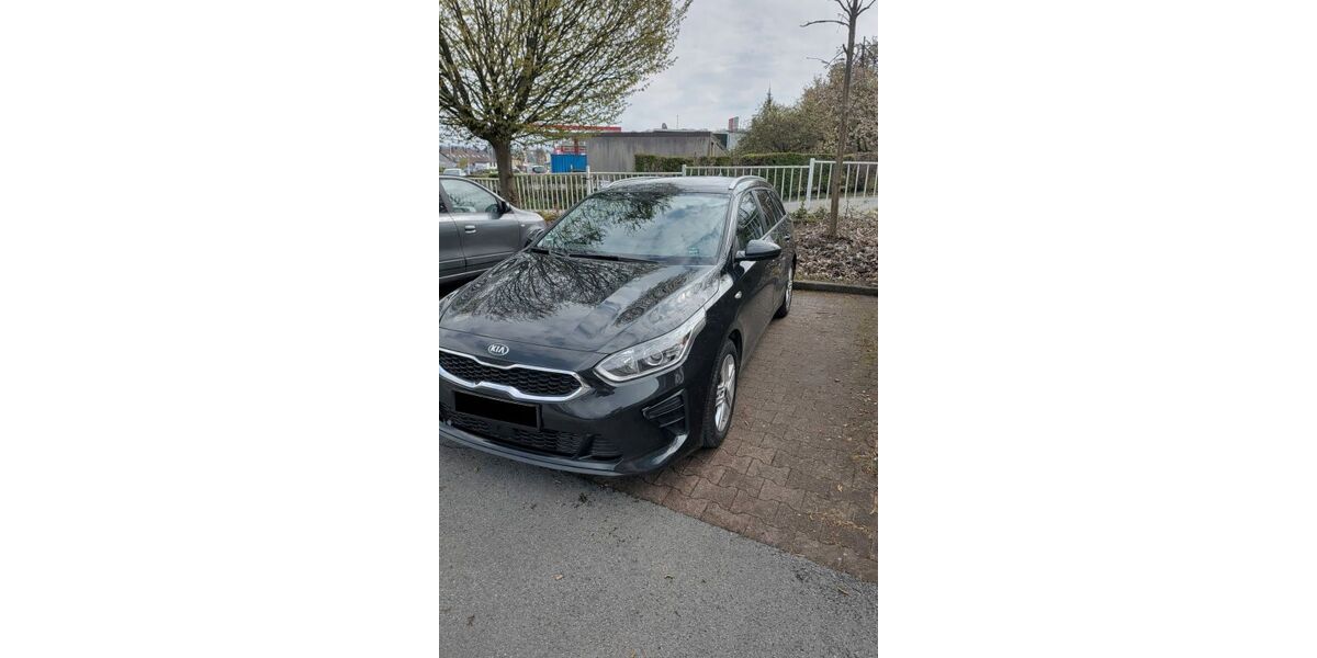 Kia ceed Sportswagon 73.000 km 12.700 &euro; Sprockhövel 45549