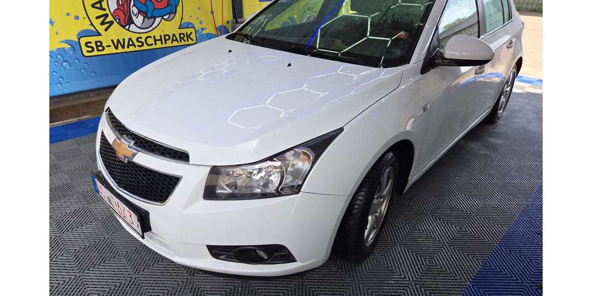 Chevrolet Cruze 157.000 km 4.444 &euro; Dortmund 44147