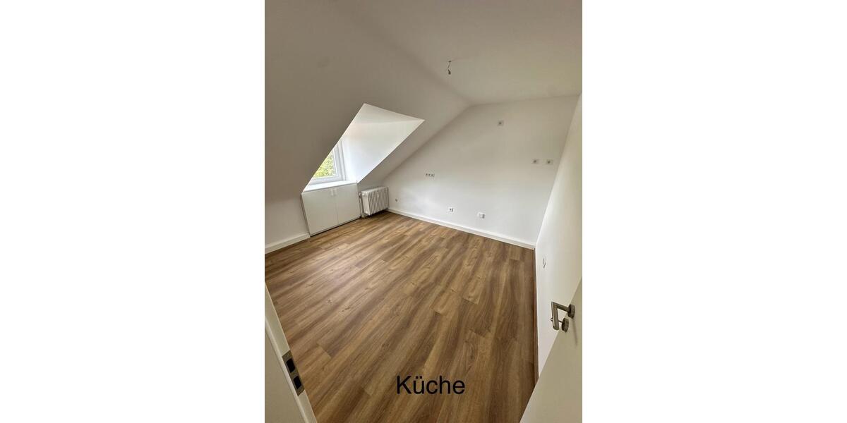 Dachgeschoßwohnung Gelsenkirchen Gelsenkirchen-Nord - 3 Zimmer, 61 m&sup2;, 730&euro; | Angebot:26688486