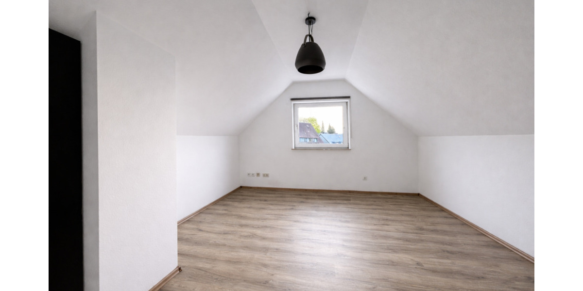 Mehrfamilienhaus, Wohnhaus Essen Burgaltendorf - 9 Zimmer, 256 m&sup2;, 870.000&euro; | Angebot:26093591