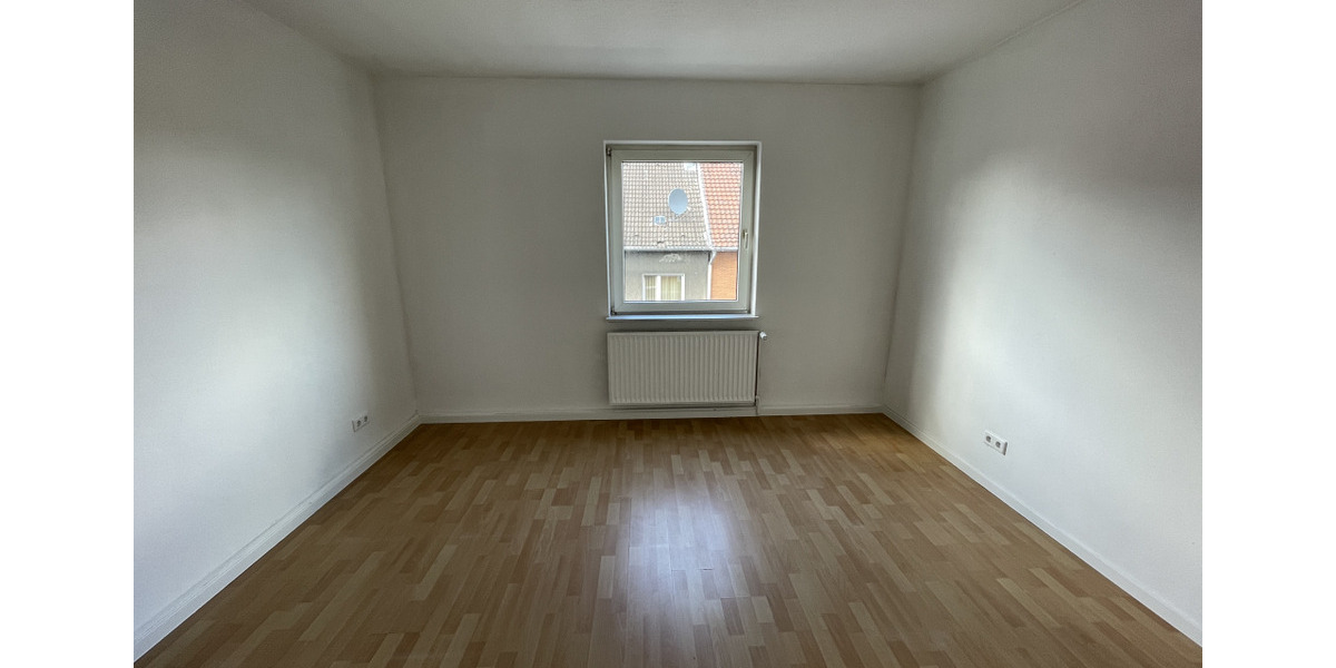 Etagenwohnung Gelsenkirchen Rotthausen - 3 Zimmer, 81 m&sup2;, 570&euro; | Angebot:25798810