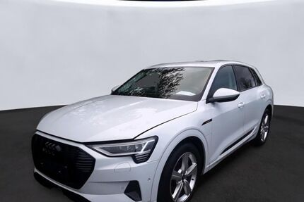 Audi e-tron 26.191 km 30.775 &euro; Hagen 58091