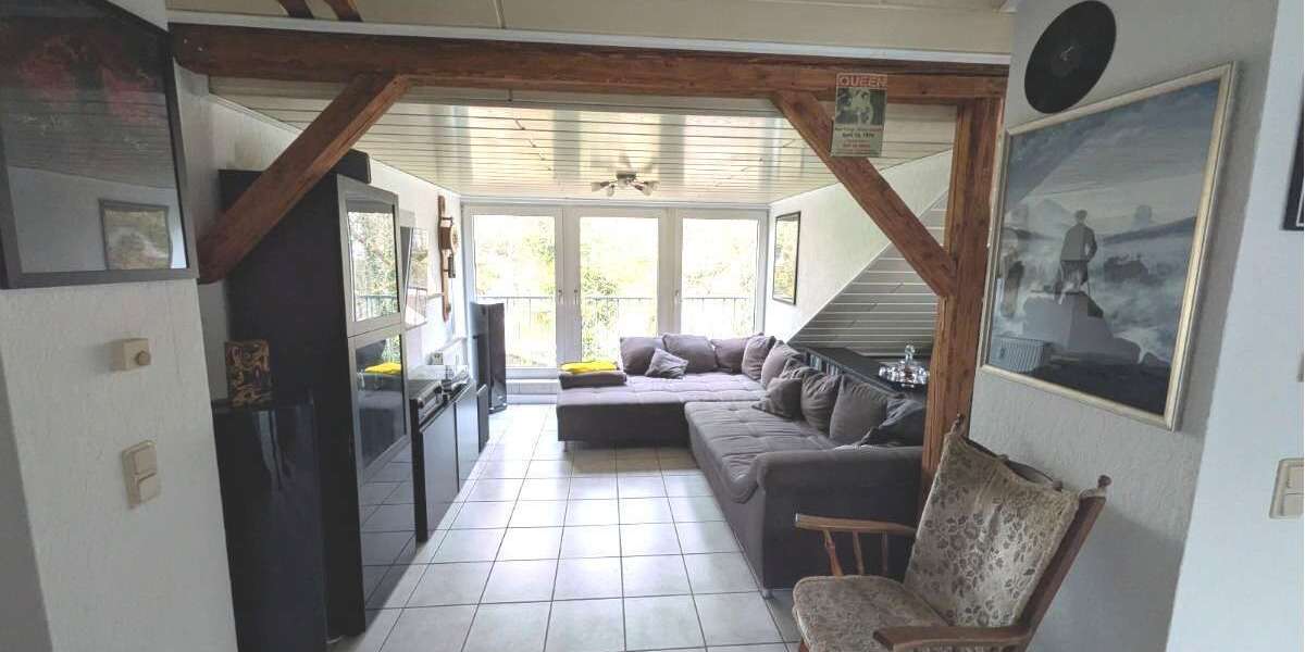 Etagenwohnung Dortmund Hörde - 3 Zimmer, 90 m&sup2;, 860&euro; | Angebot:26008304