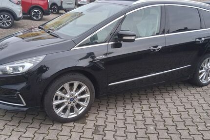 Ford S-Max 52.000 km 32.380 &euro; Kamen 59174