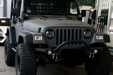 Jeep Wrangler 174.630 km 31.500 &euro; Recklinghausen 45661