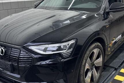 Audi e-tron 29.997 km 31.645 &euro; Hagen 58091