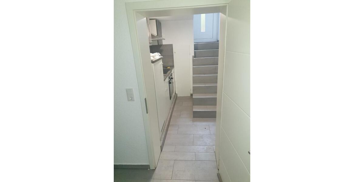 Erdgeschoßwohnung Dortmund Brackel - 6 Zimmer, 135 m&sup2;, 1.200&euro; | Angebot:22788276