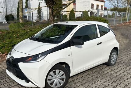 Toyota Aygo (X) 108.000 km 4.480 &euro; Dortmund 44269