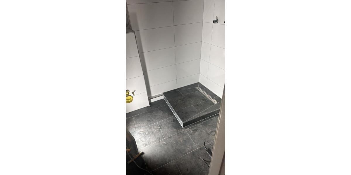 Etagenwohnung Essen Stadtbezirk VI - 4 Zimmer, 80 m&sup2;, 680&euro; | Angebot:26611422