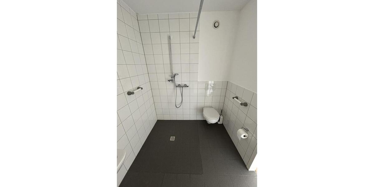 Etagenwohnung Essen Stadtbezirk V - 2.5 Zimmer, 67 m&sup2;, 725&euro; | Angebot:24375149
