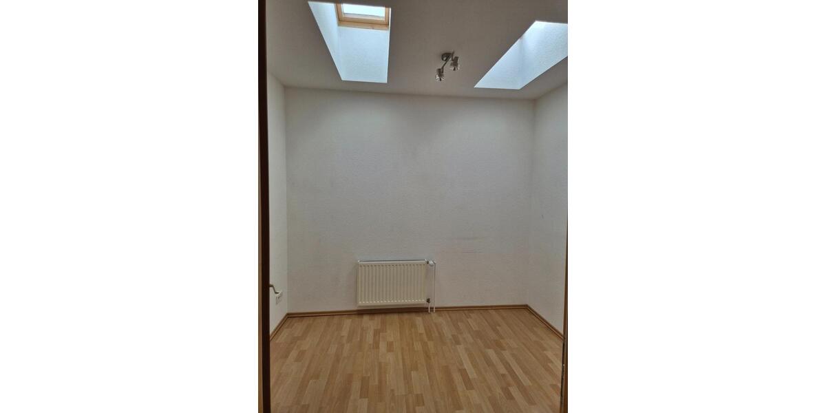 Etagenwohnung Schwerte - 3 Zimmer, 90 m&sup2;, 550&euro; | Angebot:25900247