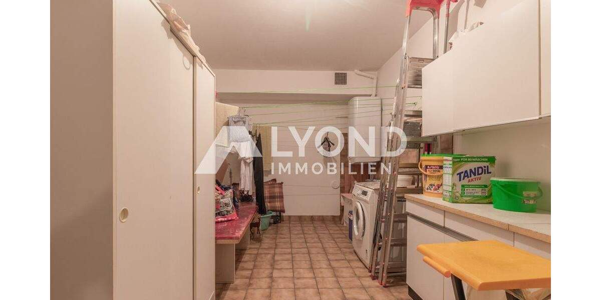 Etagenwohnung Hagen / Hohenlimburg Hohenlimburg - 5 Zimmer, 131 m&sup2;, 229.000&euro; | Angebot:25676930