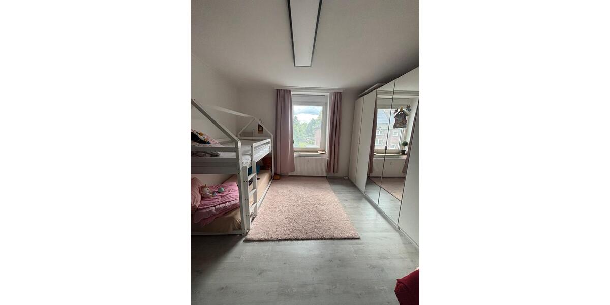 Etagenwohnung Essen Stadtbezirk VI - 3 Zimmer, 82 m&sup2;, 198.000&euro; | Angebot:26581885