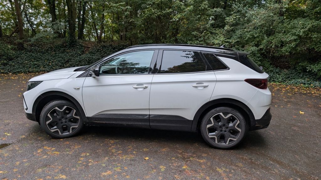 Opel Grandland (X) 13.950 km 22.499 &euro; Dorsten 46286