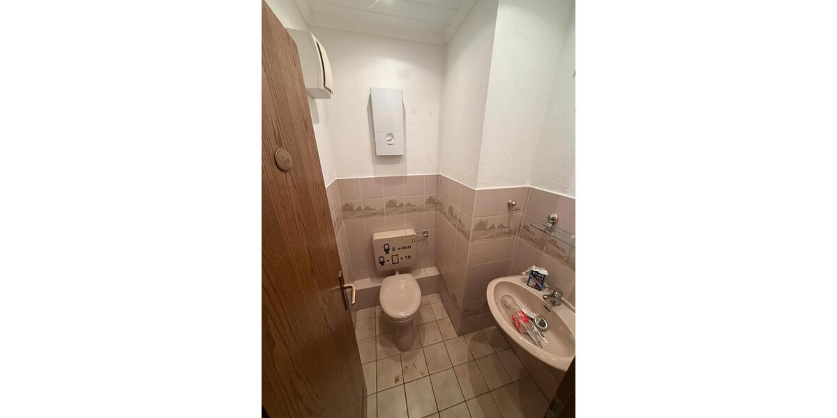 Erdgeschoßwohnung Bochum Bochum-Mitte - 3 Zimmer, 90 m&sup2;, 900&euro; | Angebot:26676306
