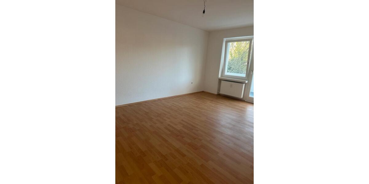 Etagenwohnung Dortmund Gartenstadt - 3 Zimmer, 82 m&sup2;, 999&euro; | Angebot:26626224