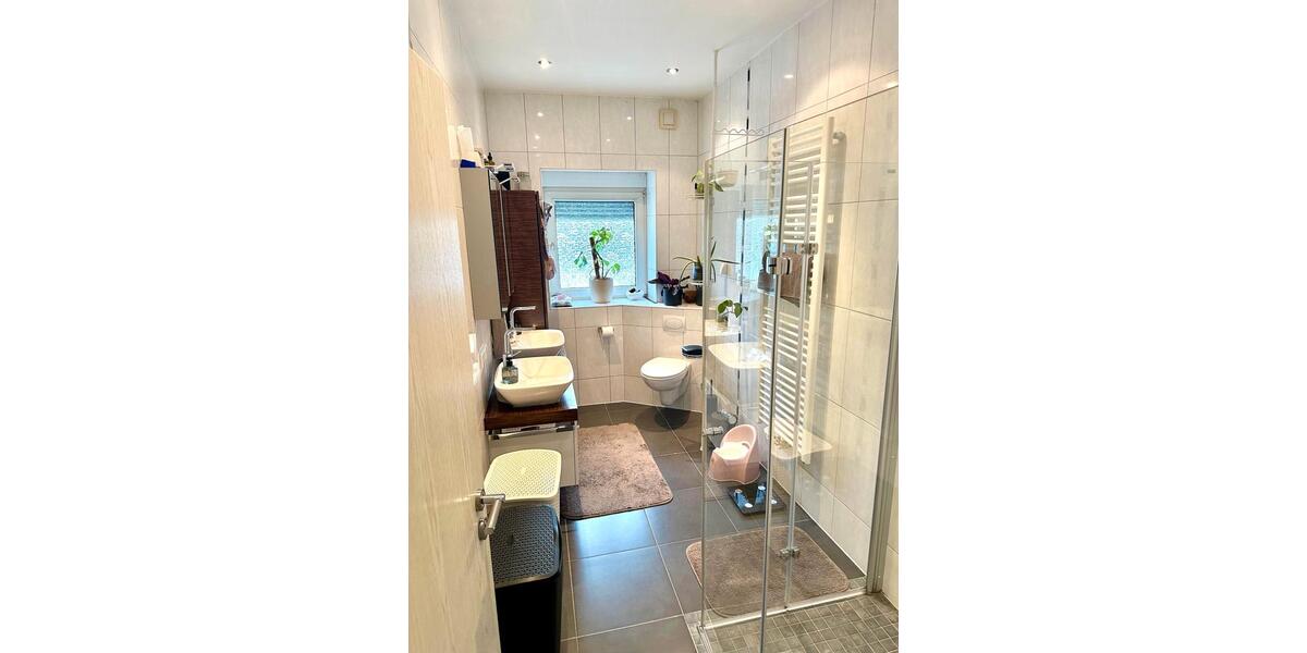 Hochparterre Essen Stadtbezirk IV - 3.5 Zimmer, 93 m&sup2;, 249.000&euro; | Angebot:24703060