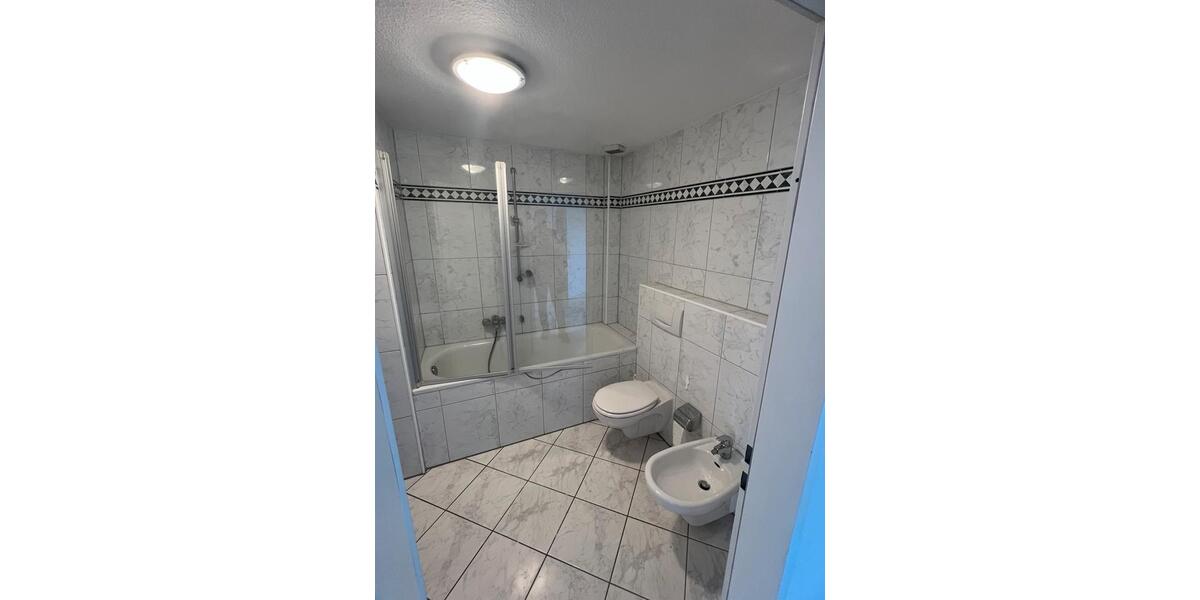 Dachgeschoßwohnung Dortmund Brackel - 3 Zimmer, 65 m&sup2;, 650&euro; | Angebot:25660322