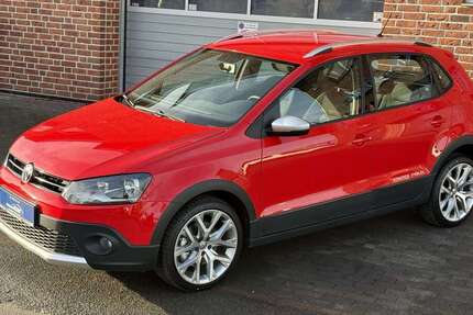 VW Polo 119.987 km 9.949 &euro; Essen 45327