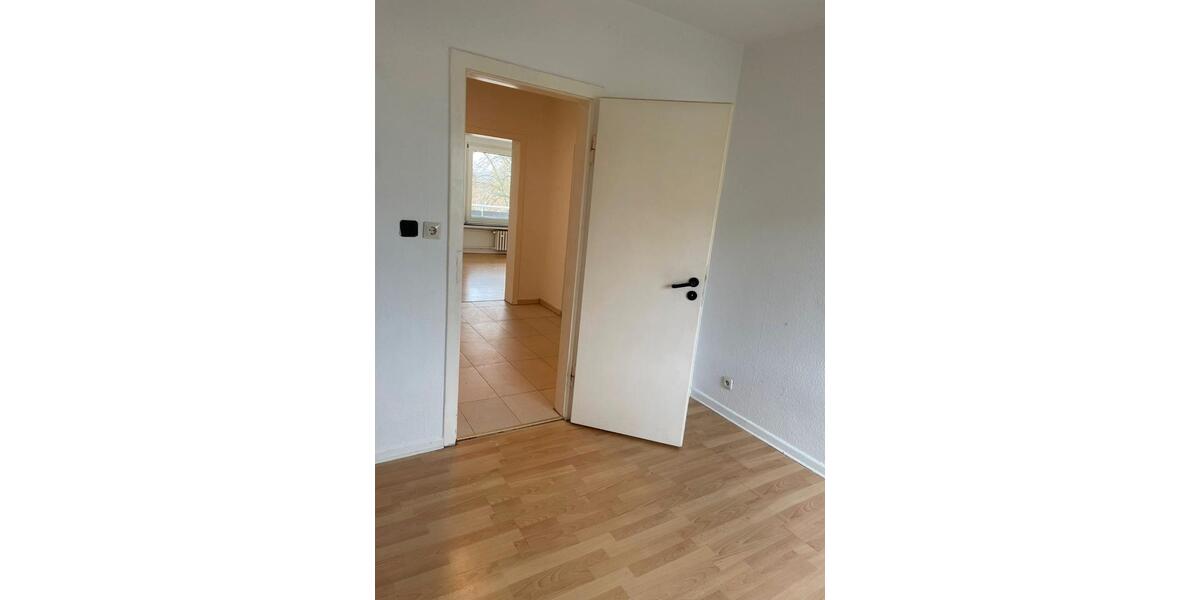 Etagenwohnung Hattingen Niederbonsfeld - 3.5 Zimmer, 79 m&sup2;, 500&euro; | Angebot:25978291