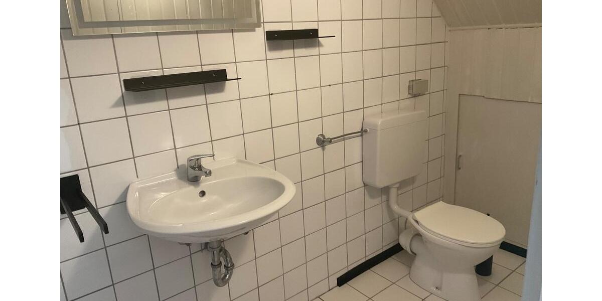 Dachgeschoßwohnung Bochum Bochum-Südwest - 3.5 Zimmer, 80 m&sup2;, 585&euro; | Angebot:25083103
