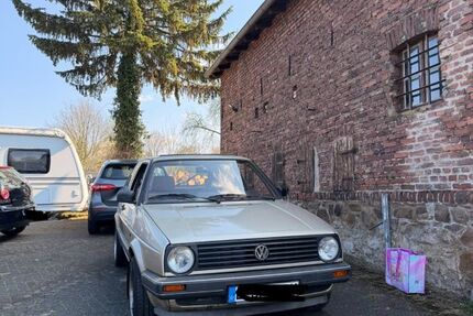 VW Golf 238.000 km 3.699 &euro; Essen 45130