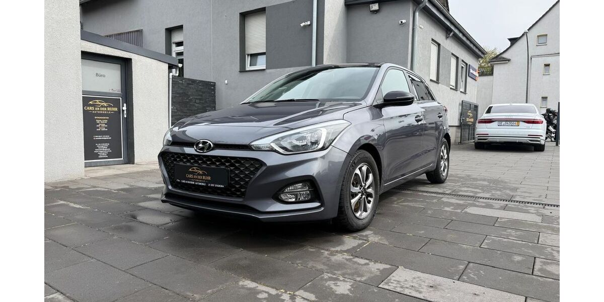 Hyundai i20 94.000 km 13.500 &euro; Bottrop 46236