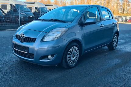 Toyota Yaris 236.478 km 3.490 &euro; Essen 45309