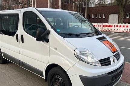 Renault Trafic 235.000 km 8.866 &euro; Essen 45138