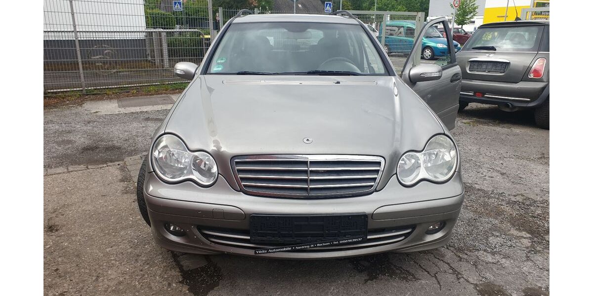 Mercedes-Benz C 180 241.900 km 2.290 &euro; Dortmund 44328