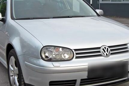 VW Golf 220.000 km 1.300 &euro; Essen 45279