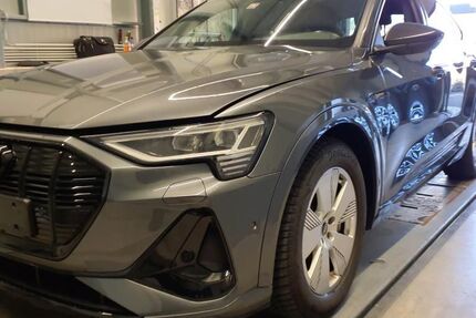 Audi e-tron 47.523 km 43.310 &euro; Hagen 58091