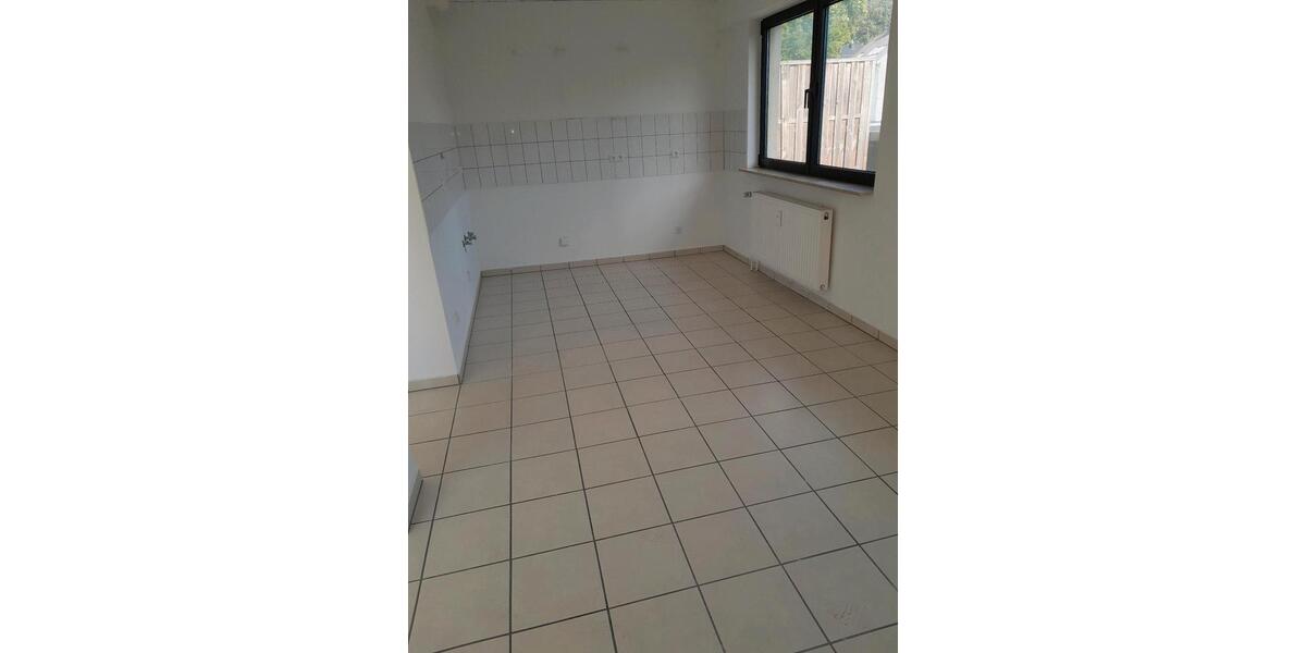 Erdgeschoßwohnung Essen Stadtbezirk VII - 1 Zimmer, 65 m&sup2;, 675&euro; | Angebot:25353871