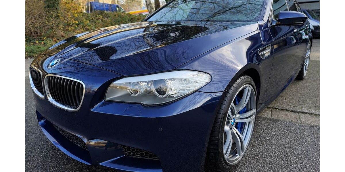 BMW M5 157.234 km 26.800 &euro; Essen 45276