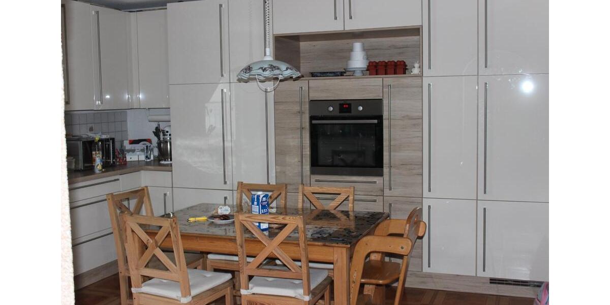 Etagenwohnung Gelsenkirchen Gelsenkirchen-Nord - 6.5 Zimmer, 170 m&sup2;, 360.000&euro; | Angebot:26561307