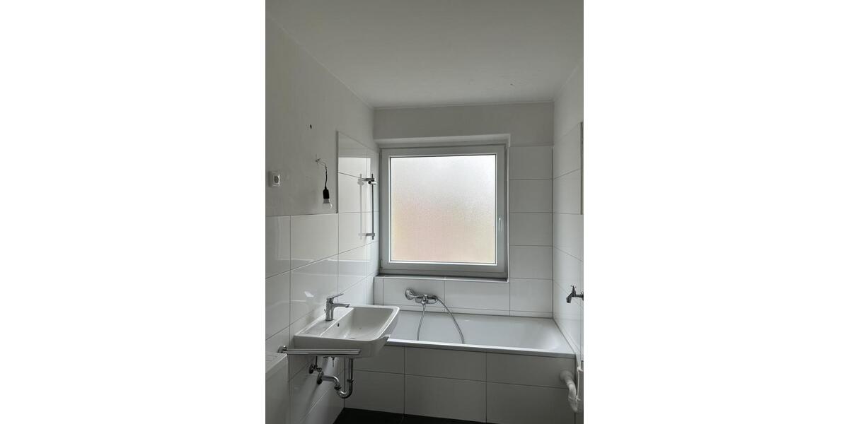 Etagenwohnung Dortmund Scharnhorst - 3 Zimmer, 75 m&sup2;, 611&euro; | Angebot:25843019