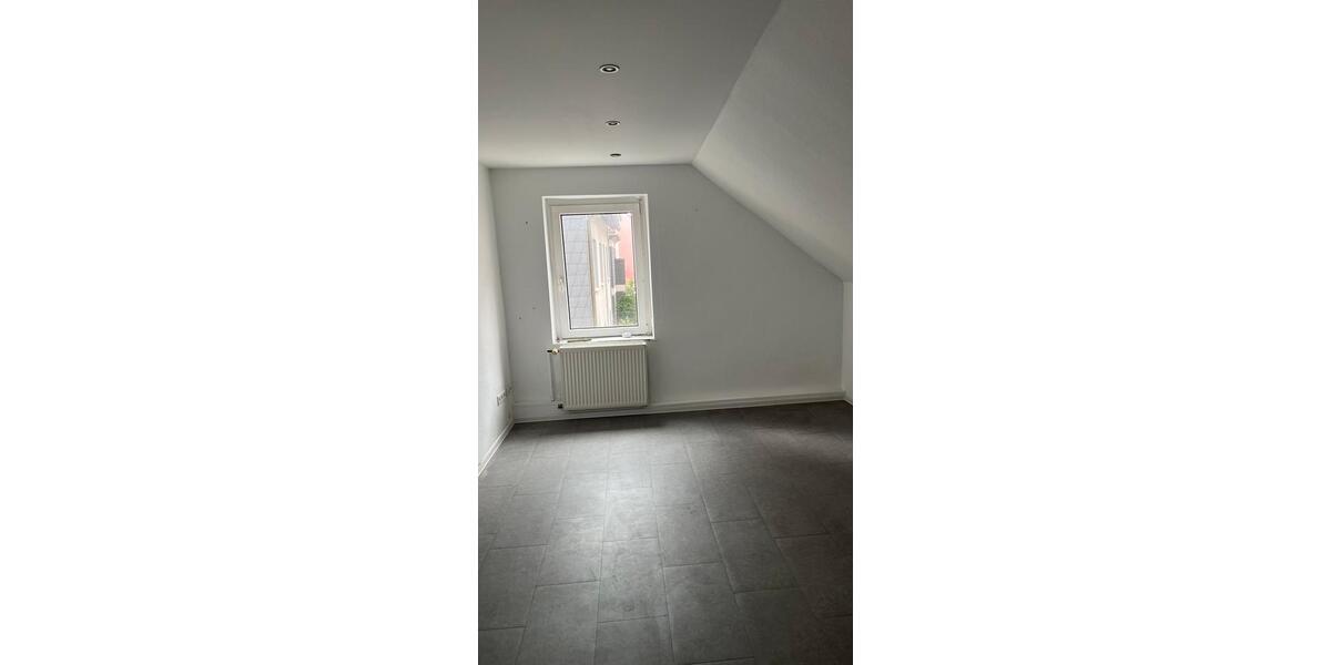 Doppelhaushälfte Essen Stadtbezirk VI - 6 Zimmer, 120 m&sup2;, 320.000&euro; | Angebot:26962485