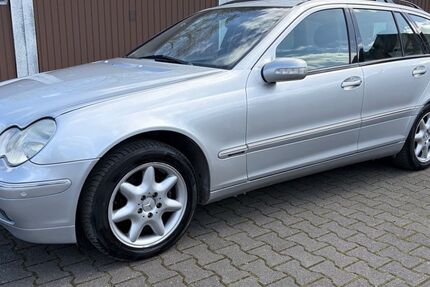 Mercedes-Benz C 220 97.000 km 5.500 &euro; gelsenkirchen 45881