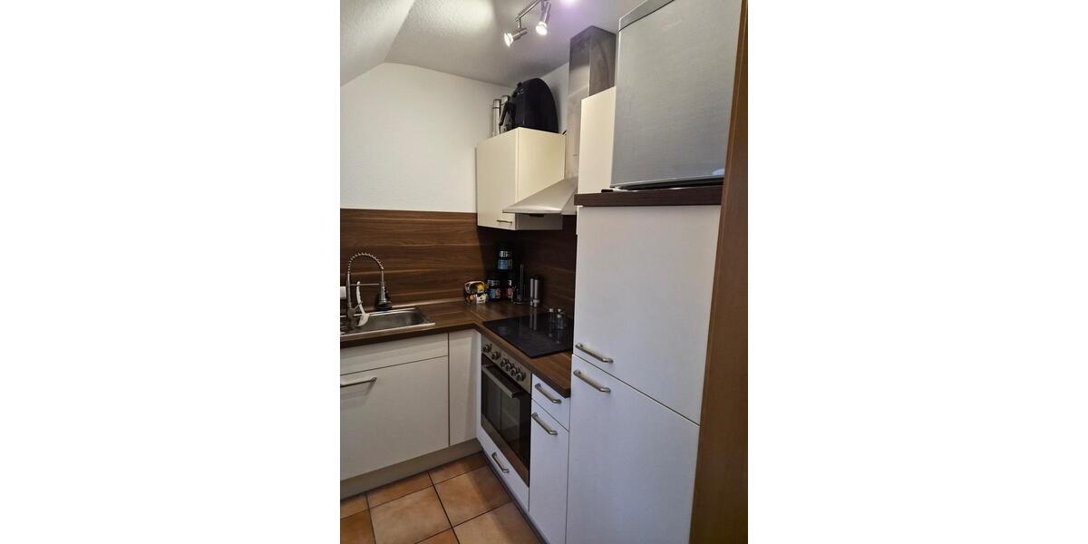 Dachgeschoßwohnung Gelsenkirchen Gelsenkirchen-Mitte - 2.5 Zimmer, 52 m&sup2;, 438&euro; | Angebot:25541294