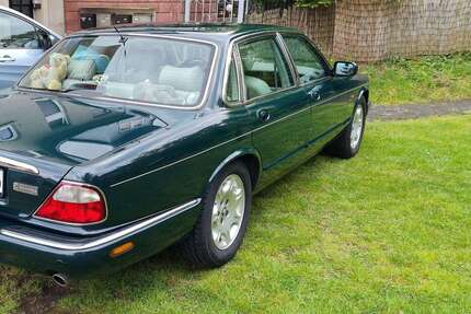 Jaguar XJ 244.304 km 4.500 &euro; Recklinghausen 45661