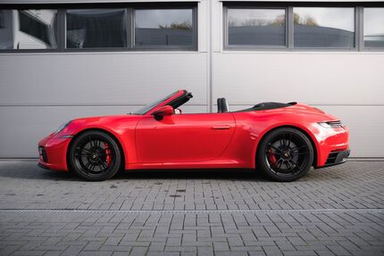 Porsche 992 9.400 km 155.900 &euro; Holzwickede 59439
