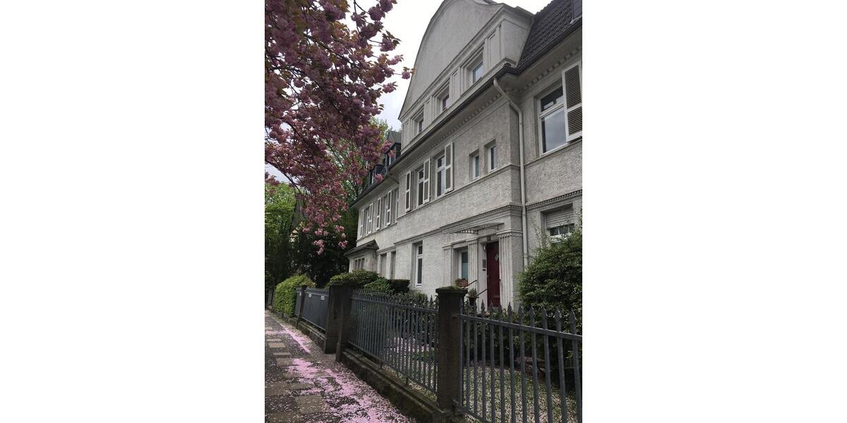 Erdgeschoßwohnung Essen Stadtbezirk II - 1 Zimmer, 98 m&sup2;, 750&euro; | Angebot:26681792
