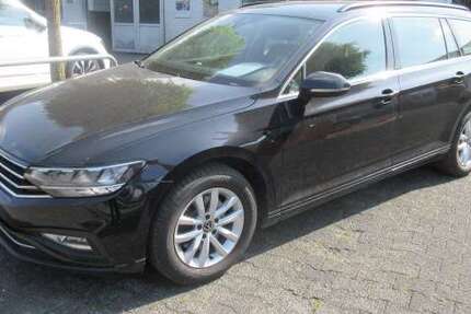 VW Passat Variant Business 2.0 TDI DSG NAVI AHK KAMER 145.900 km 18.788 &euro; Bergkamen 59192